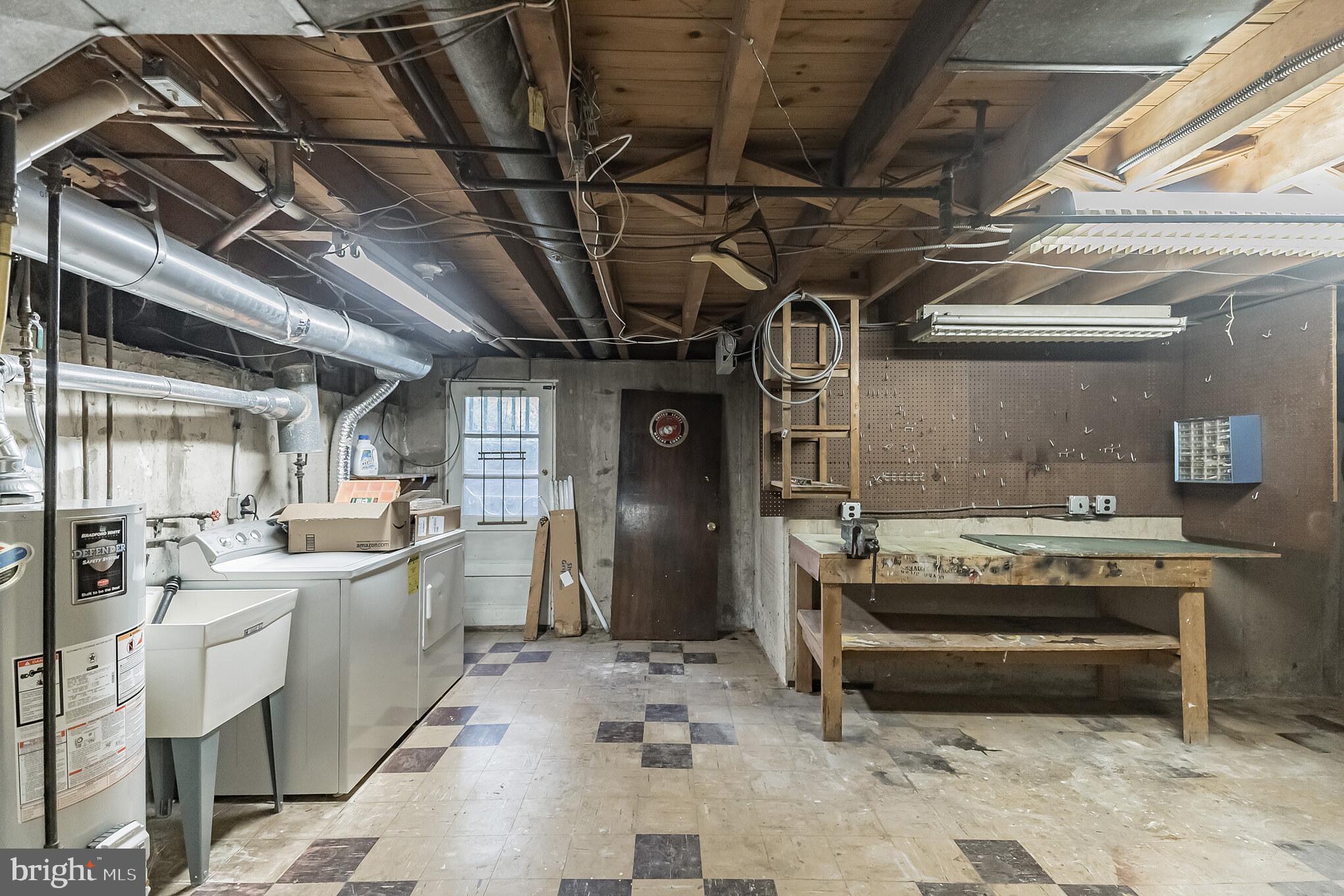 1149 Bloomdale Road Philadelphia, PA 19115 - Photo 20 of 37