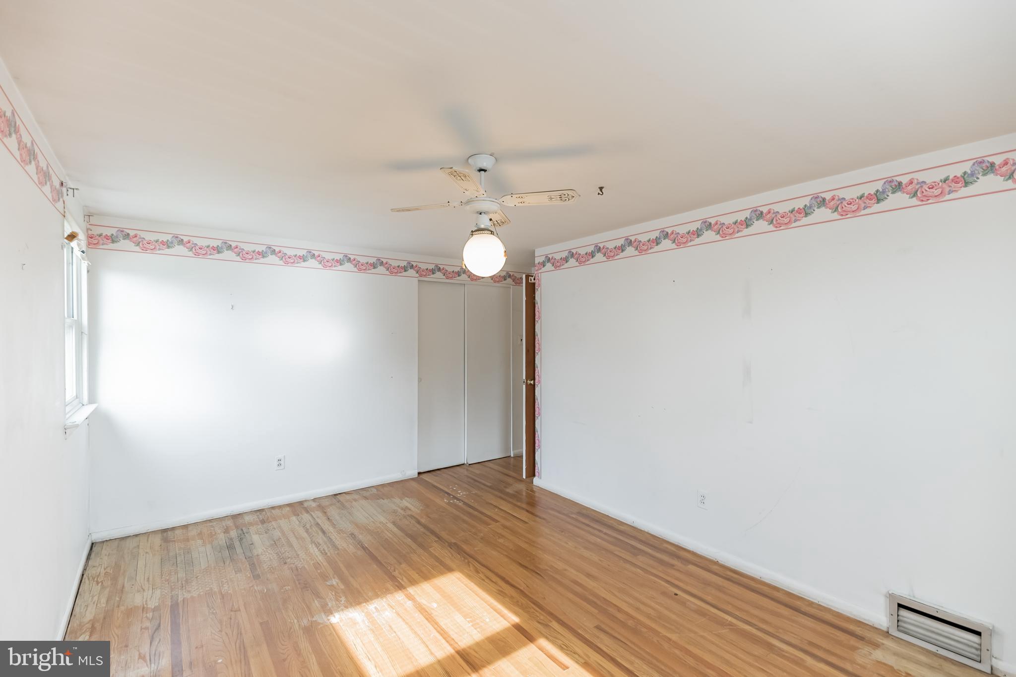 1149 Bloomdale Road Philadelphia, PA 19115 - Photo 25 of 37