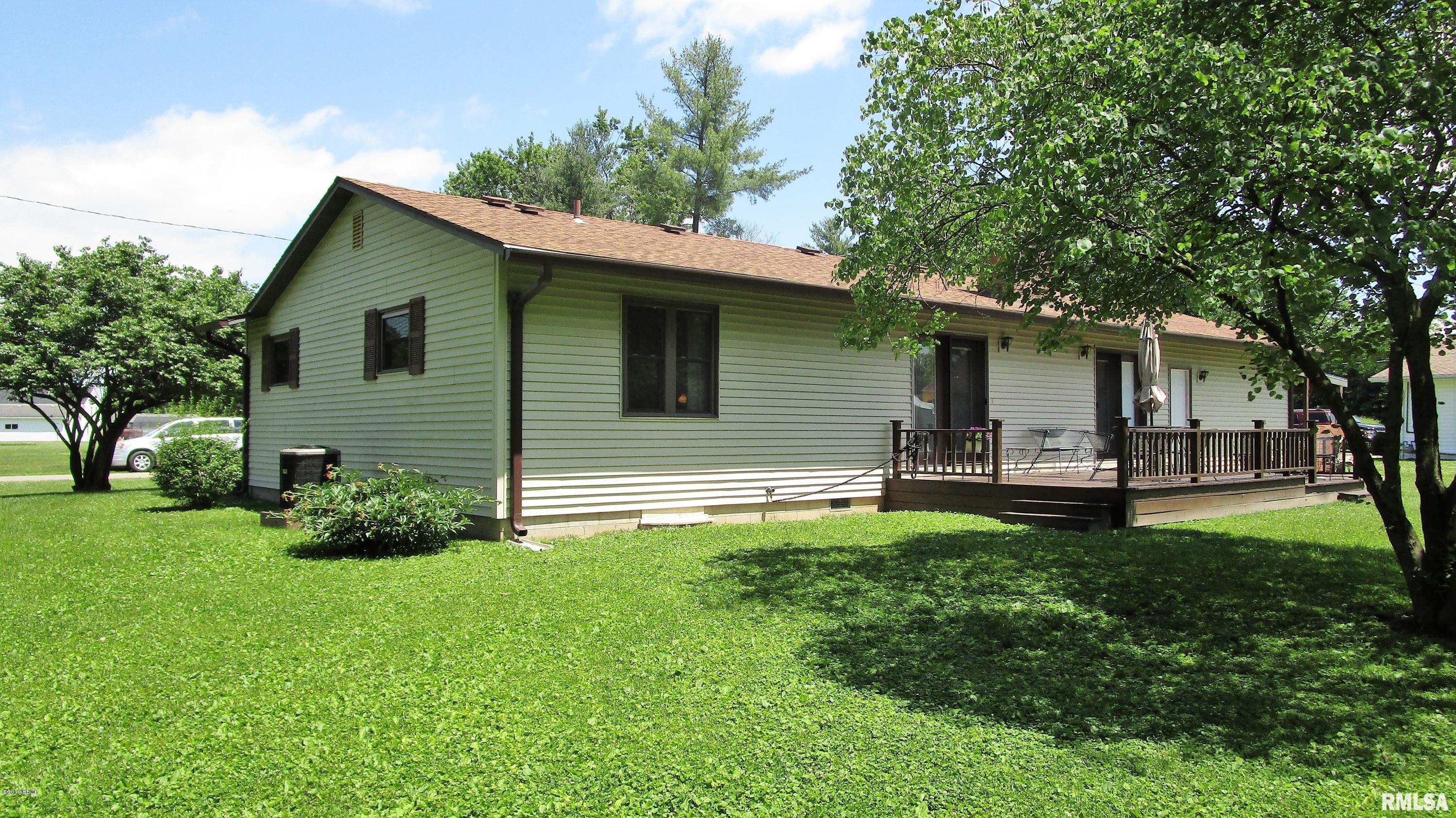 520 East 7th Street Flora, IL 62839 - Photo 5 of 50 Gallery Image 5