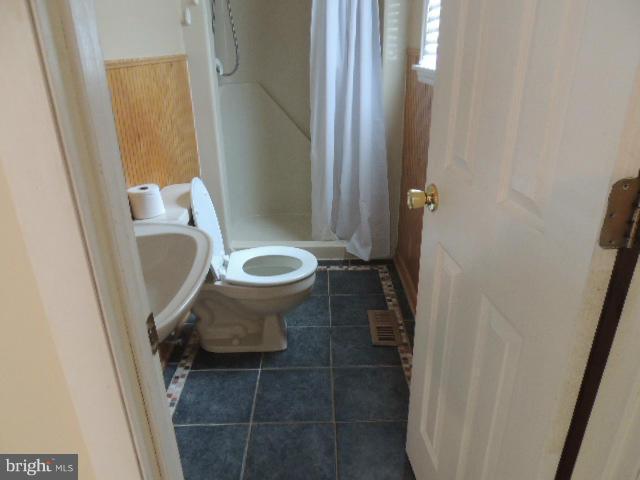 1219 Kendrick Road Baltimore, MD 21237 - Photo 10 of 14 Bath