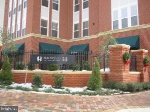 $2,150 | 2655 Prosperity Avenue, Unit 240, Fairfax, VA 22031