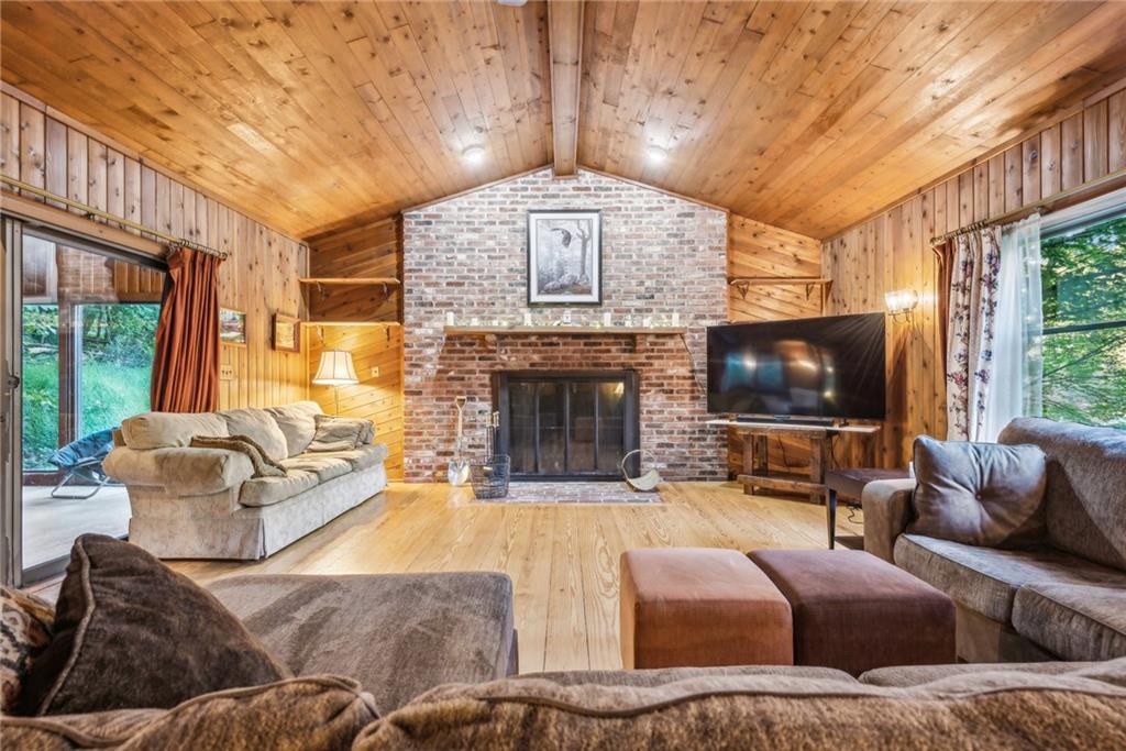 772 Zubal Road Apollo, PA 15613 - Photo 5 of 38 Gallery Image 5