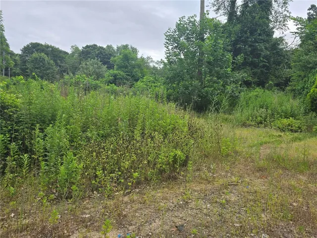 $99,900 | 3 Joseph Lane, Bradford, RI 02808