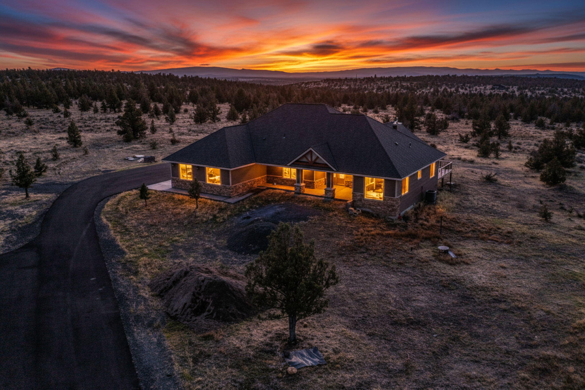 4538 Southeast Laredo Road Prineville, OR 97754 - Photo 3 of 31 2025_10_27_4538_southeast_laredo_road_pv