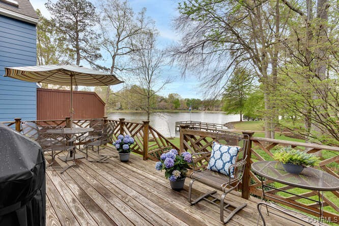 2706 Berkeley Pointe Drive Henrico, VA 23233 - Photo 1 of 48 an outdoor space with furniture