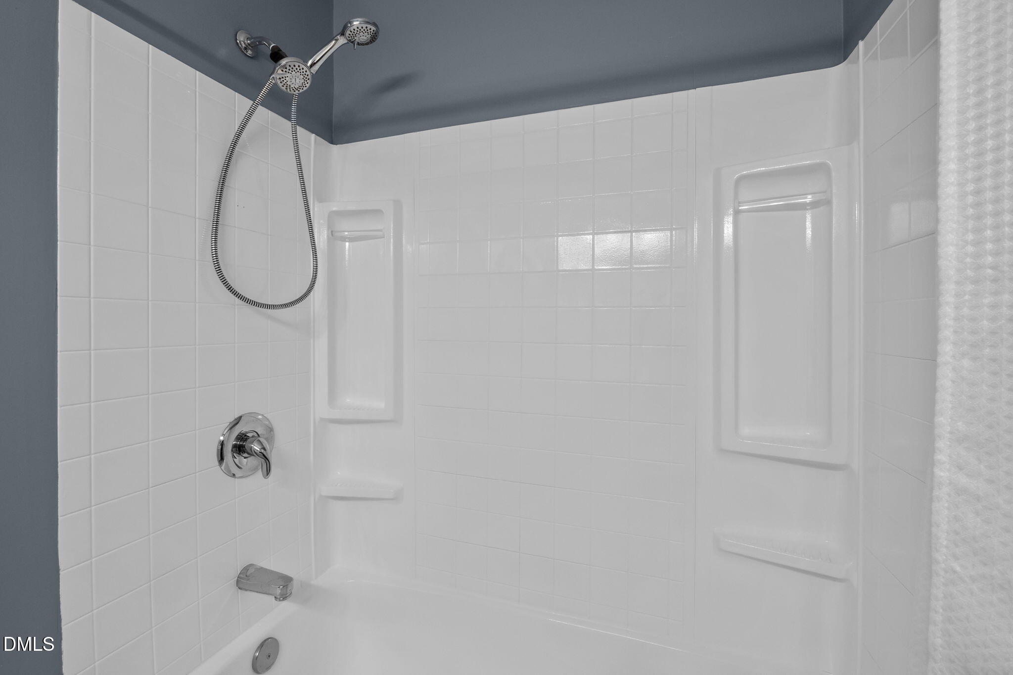 321 Brandywine Road Chapel Hill, NC 27516 - Photo 15 of 38 a bathroom with a shower