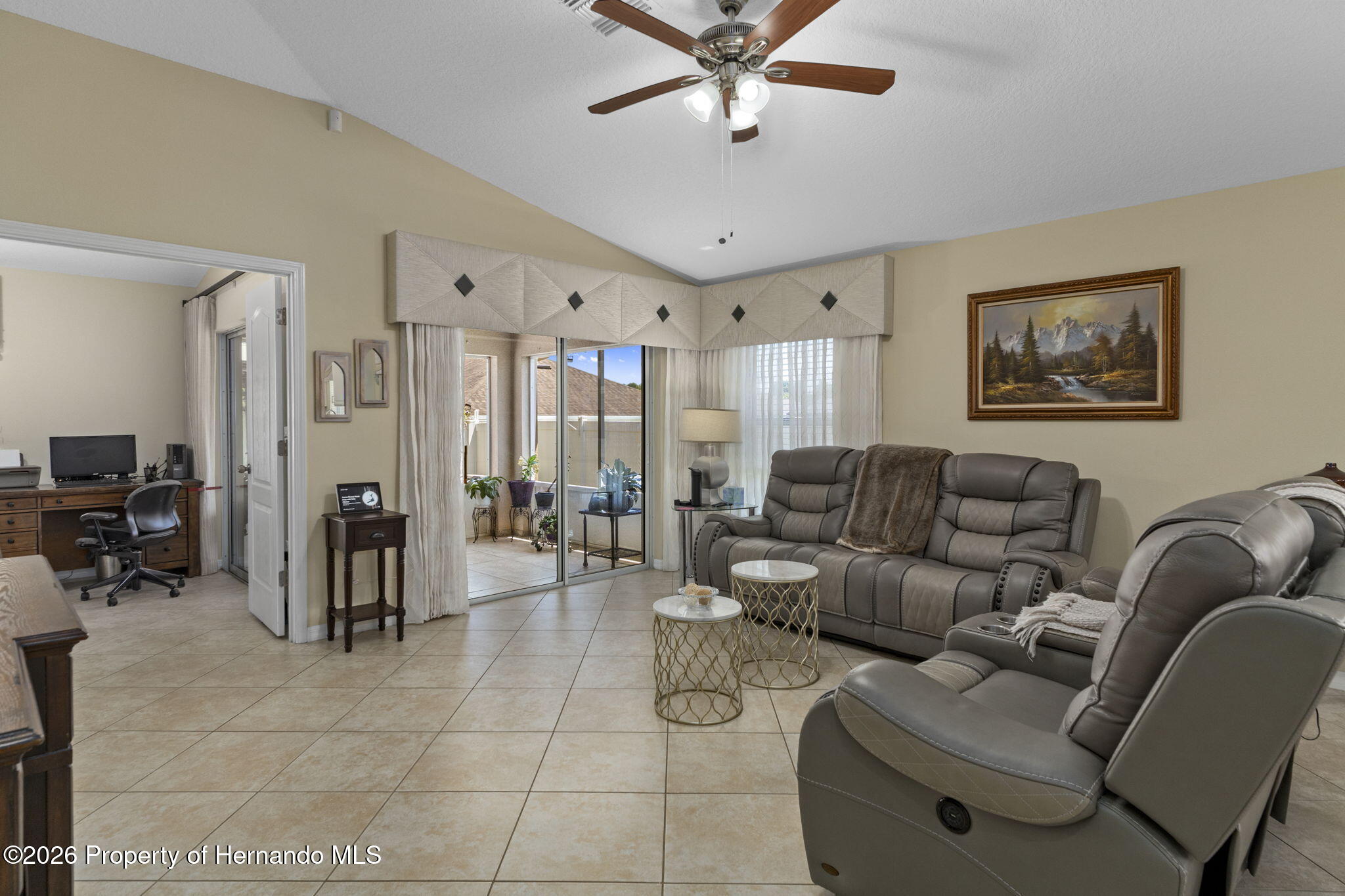 18334 Waydale Loop Hudson, FL 34667 - Photo 17 of 34 25-web-or-mls-M6602345