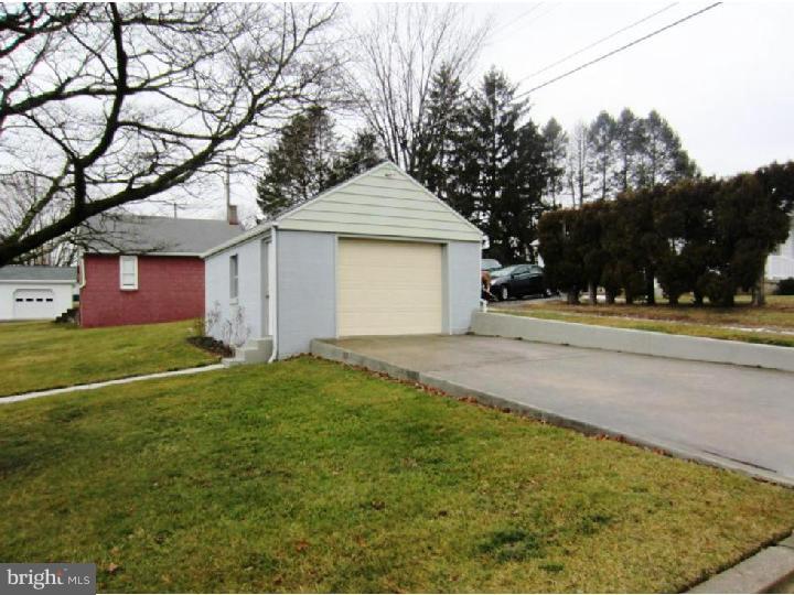 201 Montrose Boulevard Reading, PA 19607 - Photo 6 of 16 Gallery Image 6