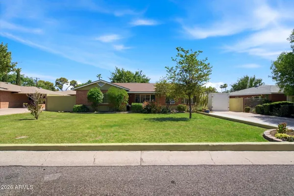 $895,000 | 4045 East Cambridge Avenue, Phoenix, AZ 85008
