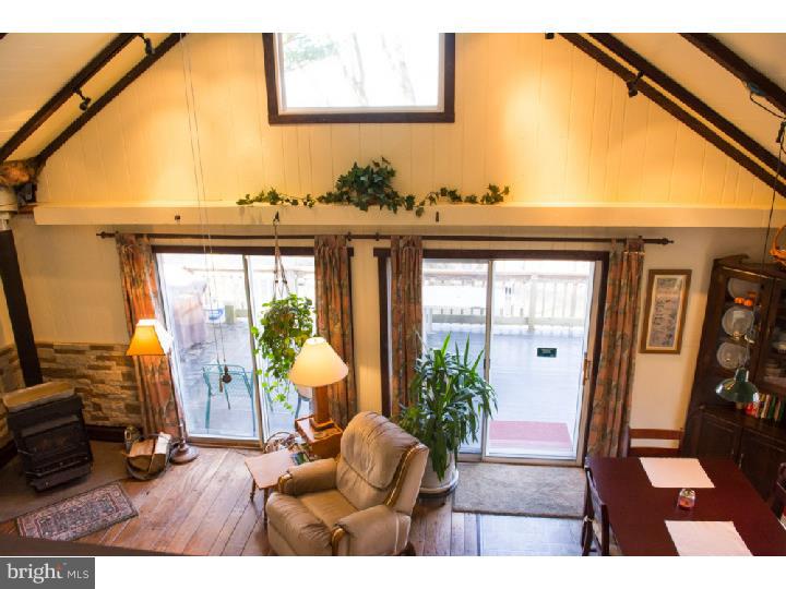 160 Morvale Road Easton, PA 18042 - Photo 2 of 24 Great Room