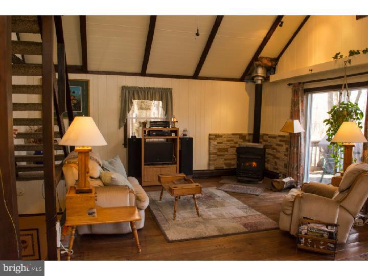 160 Morvale Road Easton, PA 18042 - Photo 4 of 24 Great Room