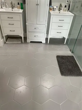 $988,888 | 1236 Northwest 208th Street, Miami Gardens, FL 33169