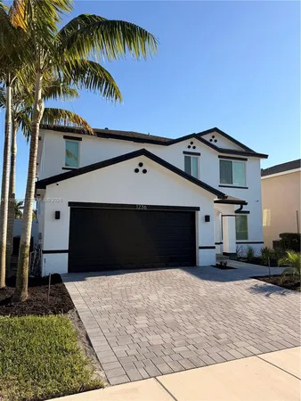 $988,888 | 1236 Northwest 208th Street, Miami Gardens, FL 33169