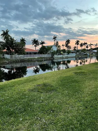 $988,888 | 1236 Northwest 208th Street, Miami Gardens, FL 33169