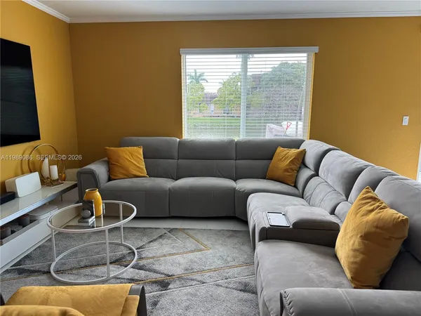 $988,888 | 1236 Northwest 208th Street, Miami Gardens, FL 33169