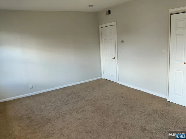 $3,200 | 493 Engle Street, Unit 2A, Englewood, NJ 07631