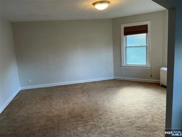 $3,200 | 493 Engle Street, Unit 2A, Englewood, NJ 07631