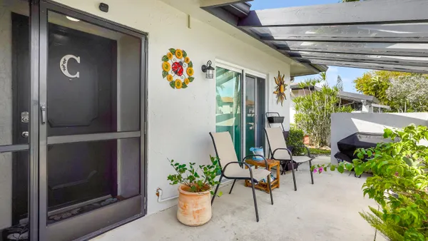 $289,000 | 5620 Queen Palm Court, Unit C, Delray Beach, FL 33484