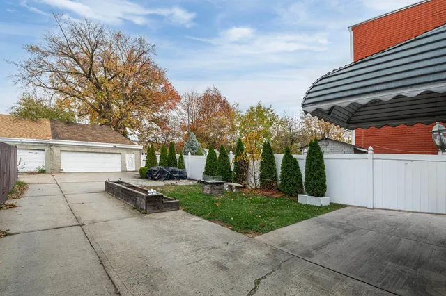 $869,000 | 21 West 15th Street, Bayonne, NJ 07002