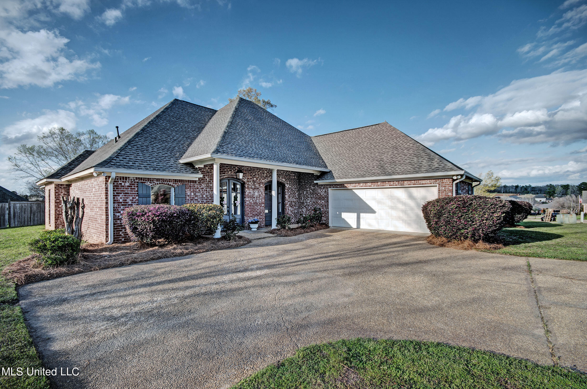 312 Cornerstone Drive Brandon, MS 39042 - Photo 2 of 38 IMGP2351_2_3