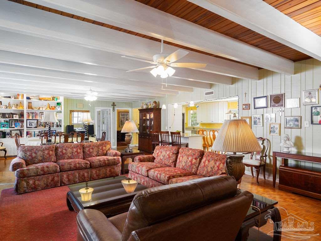 380 Gamarra Road Pensacola, FL 32503 - Photo 5 of 29 Gallery Image 5