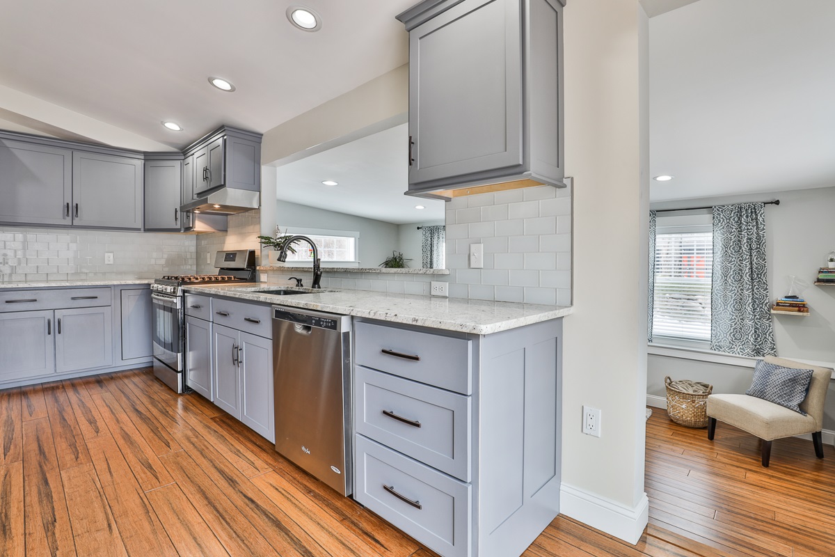 109 Ministerial Road Bedford, NH 03110 - Photo 10 of 49