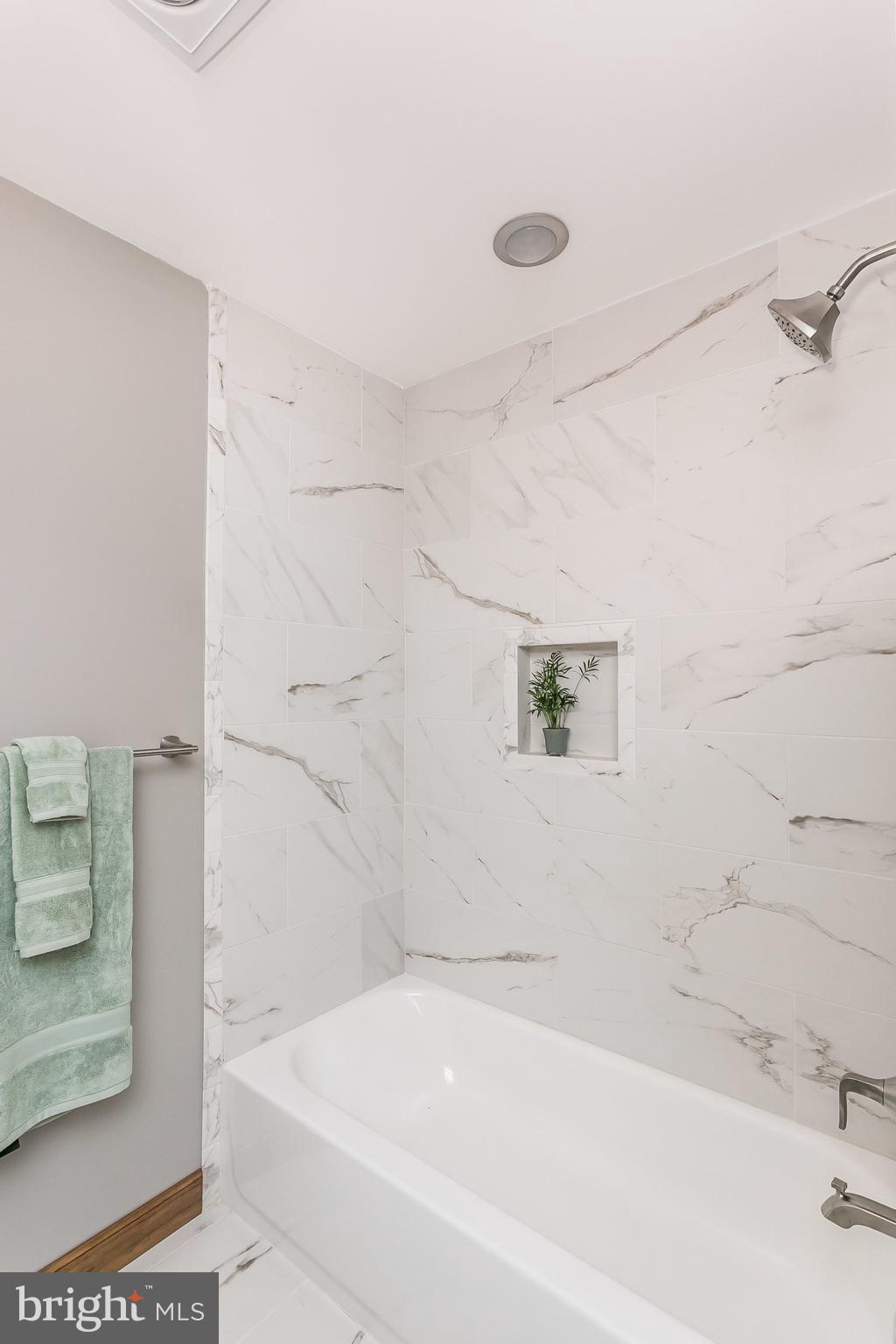 1925 Brown Road Finksburg, MD 21048 - Photo 13 of 30 a bathroom with a bathtub and a shower