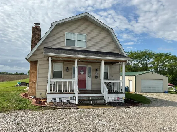$250,000 | 304 State Avenue, Pocahontas, IL 62275