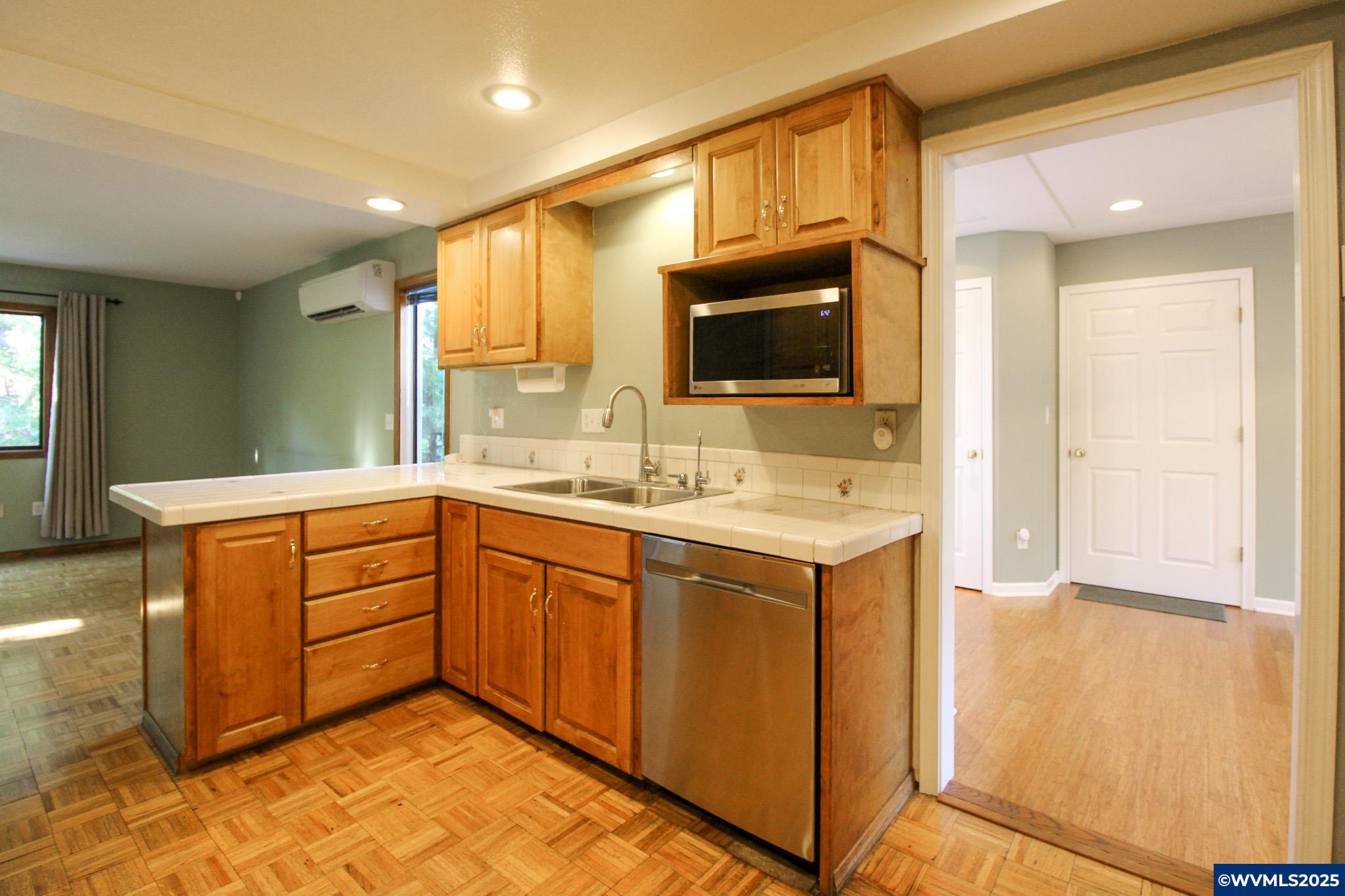 661 Chemawa Road North Keizer, OR 97303 - Photo 18 of 49 Gallery Image 18