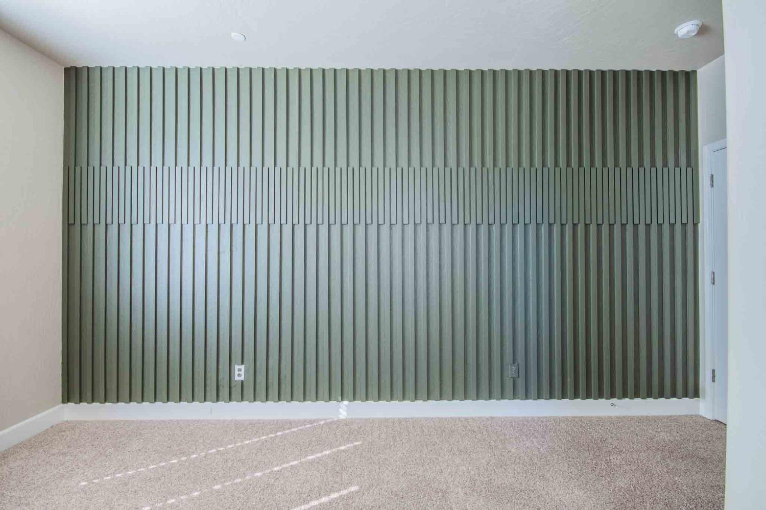 3439 Brimhall Lane Clovis, CA 93619 - Photo 31 of 43 a view of a balcony