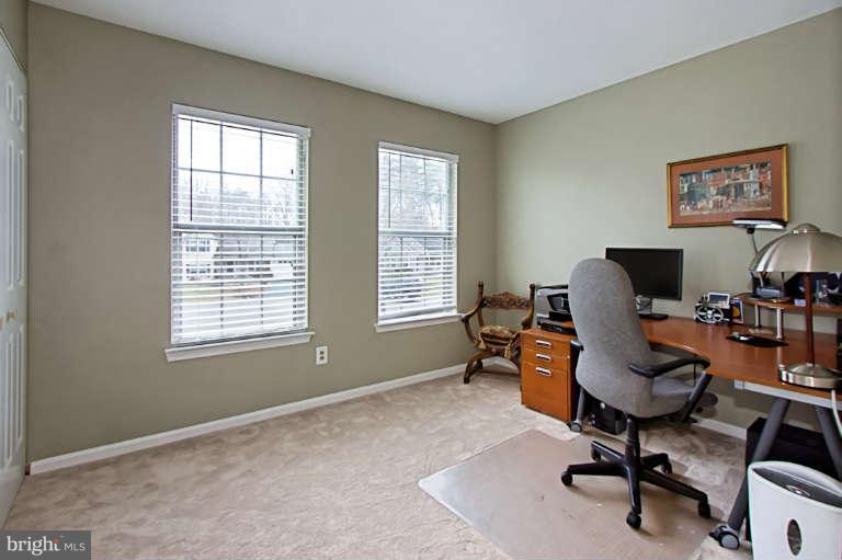 205 Trail Ridge Court Sterling, VA 20164 - Photo 22 of 30 Bedroom