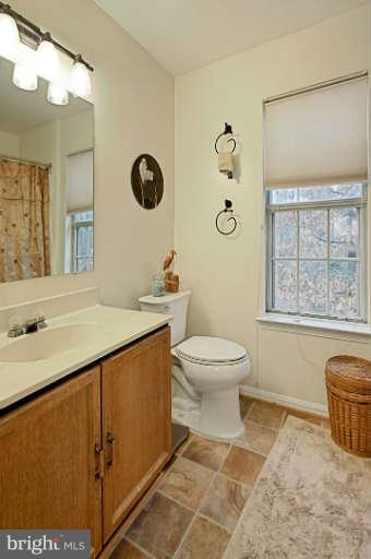 205 Trail Ridge Court Sterling, VA 20164 - Photo 23 of 30 Bath