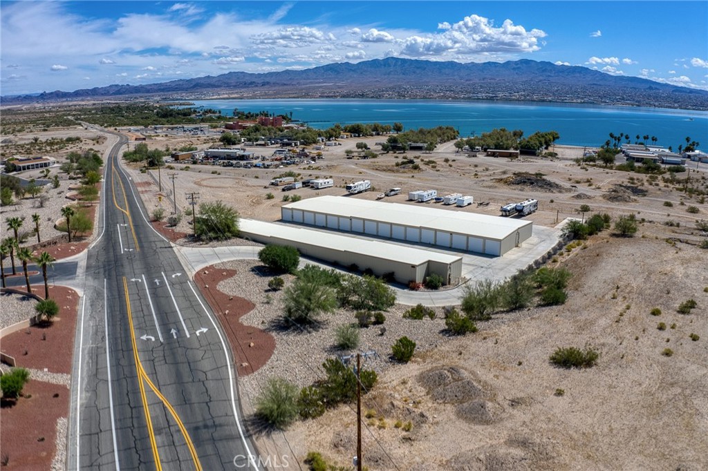 12555 Havasu Lake Road Needles, CA 92363 - Photo 2 of 13 a view of a terrace with a mountain
