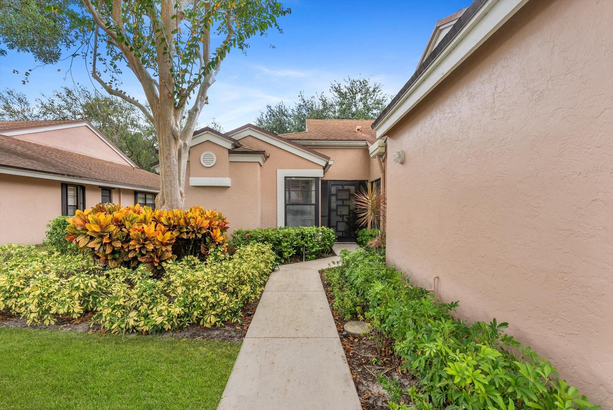 8333 Springlake Drive, Unit A Boca Raton, FL 33496 - Photo 5 of 53 Photo 5