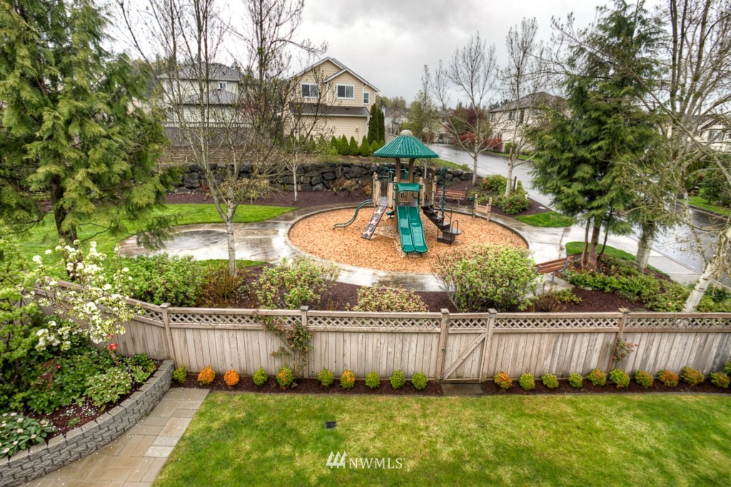 16960 164th Way Southeast Renton, WA 98058 - Photo 17 of 18