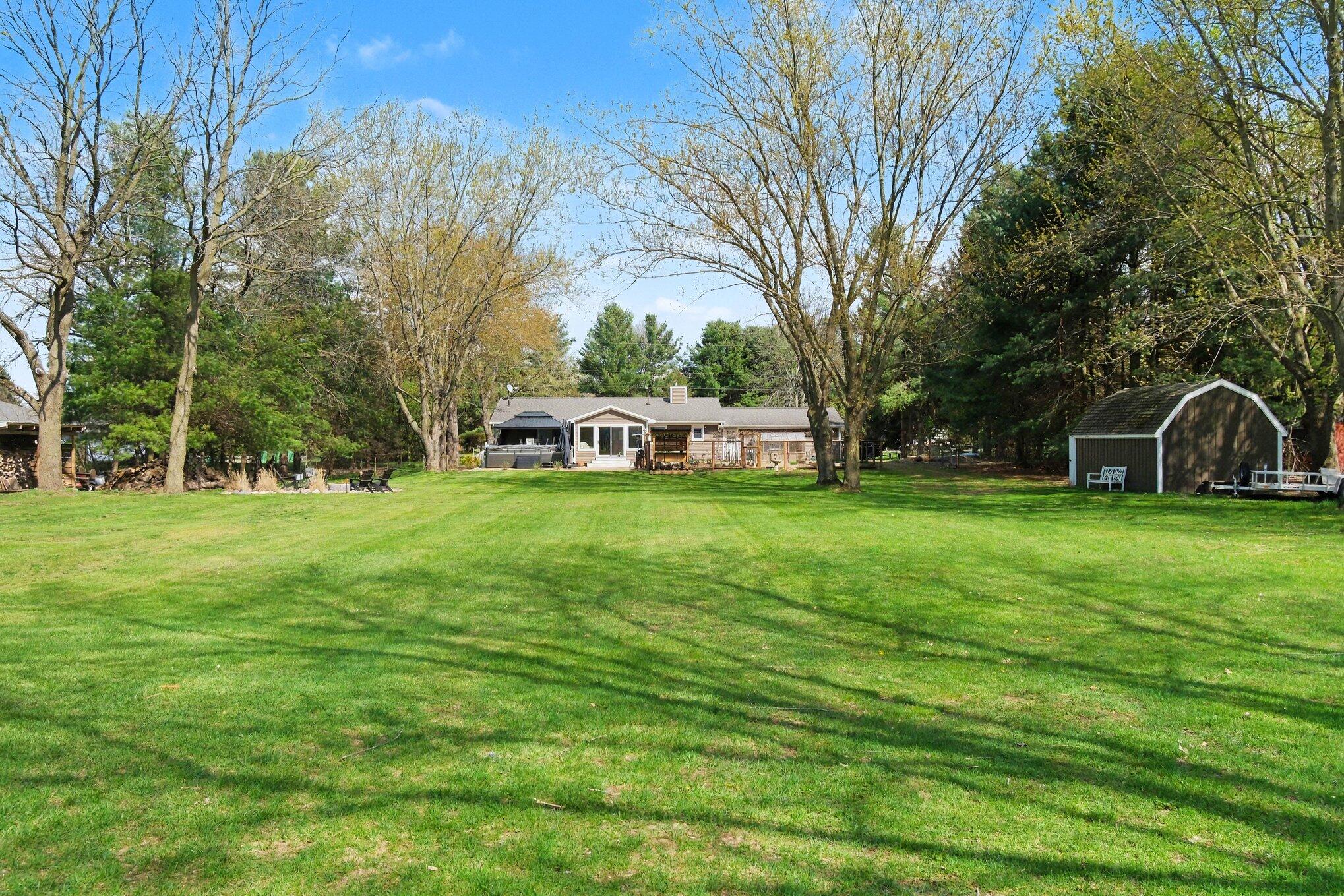 3290 Mt Hope Road Grass Lake, MI 49240 - Photo 37 of 41 036_file_2485