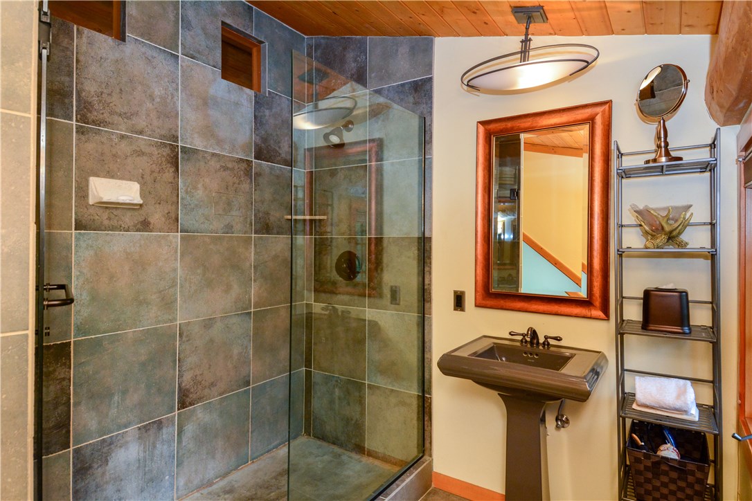 213 Rena Road Breckenridge, CO 80424 - Photo 12 of 18 Master Bathroom