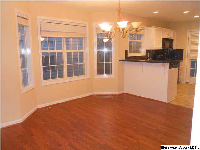 1008 Wyndham Lane Helena, AL 35080 - Photo 4 of 22