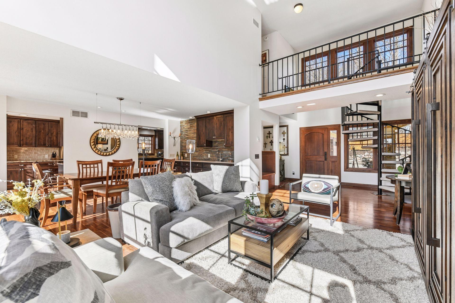 6220 Barberry Circle Excelsior, MN 55331 - Photo 4 of 57