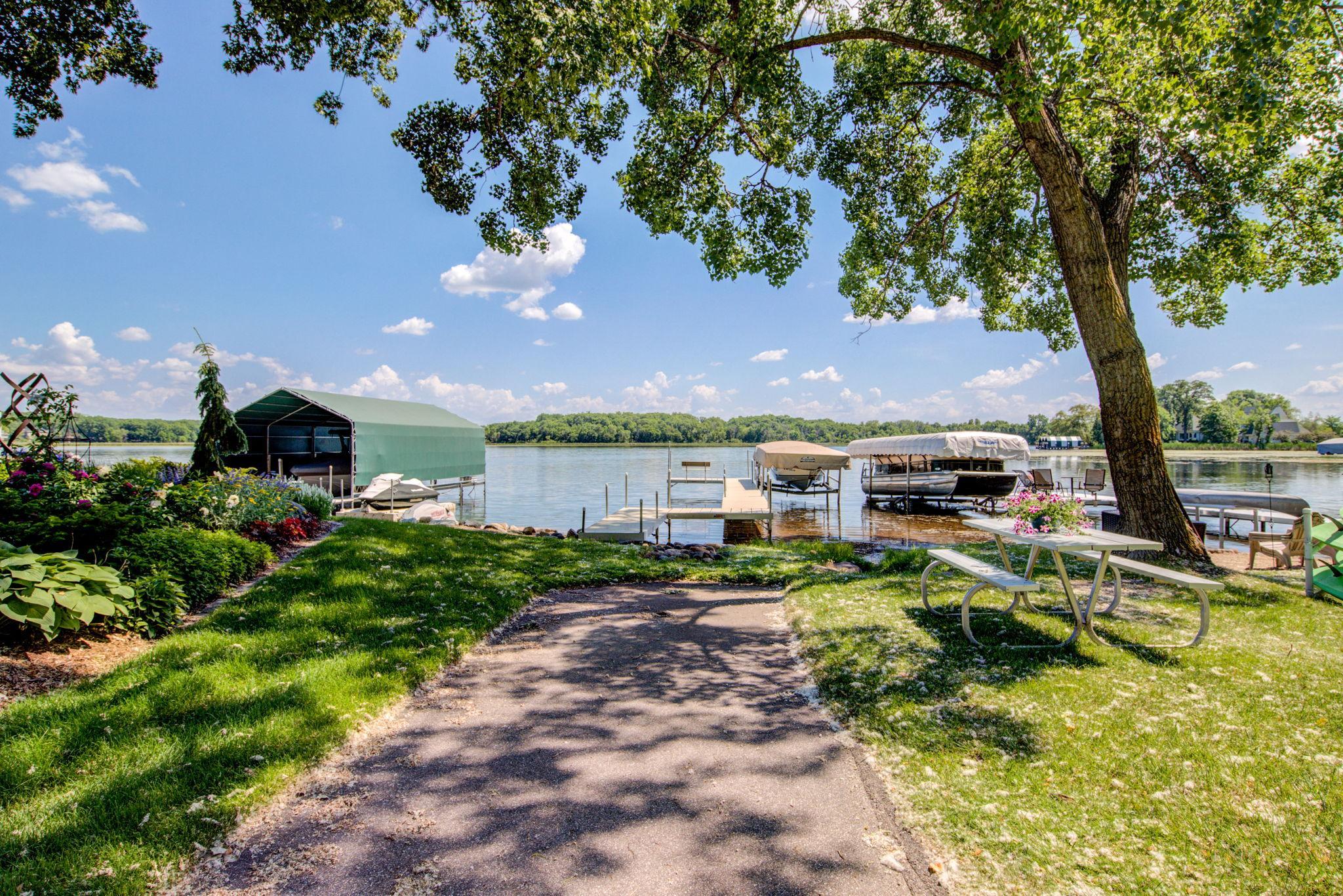 6220 Barberry Circle Excelsior, MN 55331 - Photo 46 of 57
