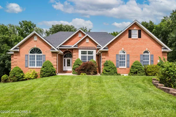 $445,000 | 106 North Capistrano Drive, Jefferson City, MO 65109