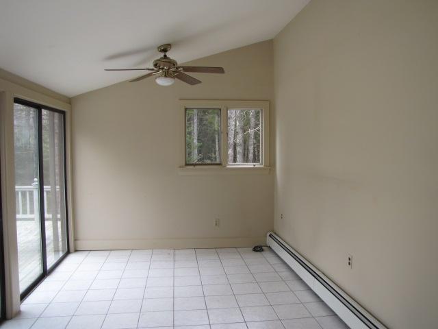 14 Riverview Road Pemaquid, ME 04558 - Photo 10 of 19 Dining Room.
