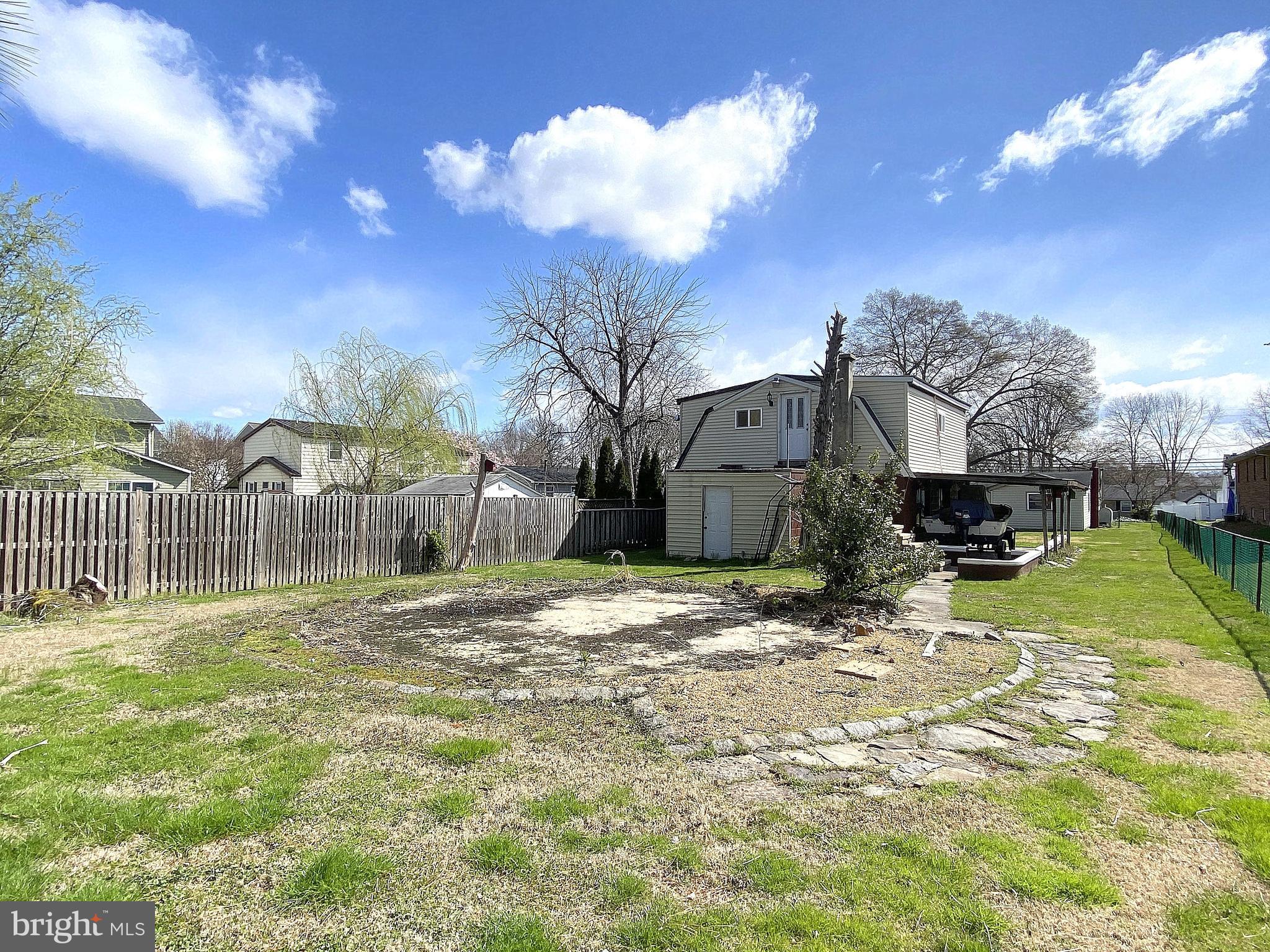 2218 Lodge Farm Road Baltimore, MD 21219 - Photo 15 of 76