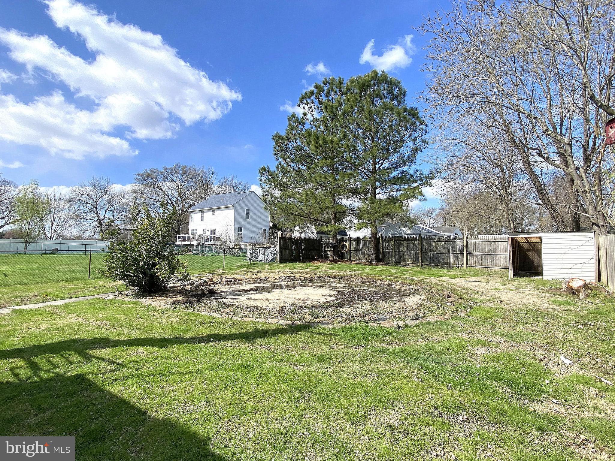 2218 Lodge Farm Road Baltimore, MD 21219 - Photo 18 of 76