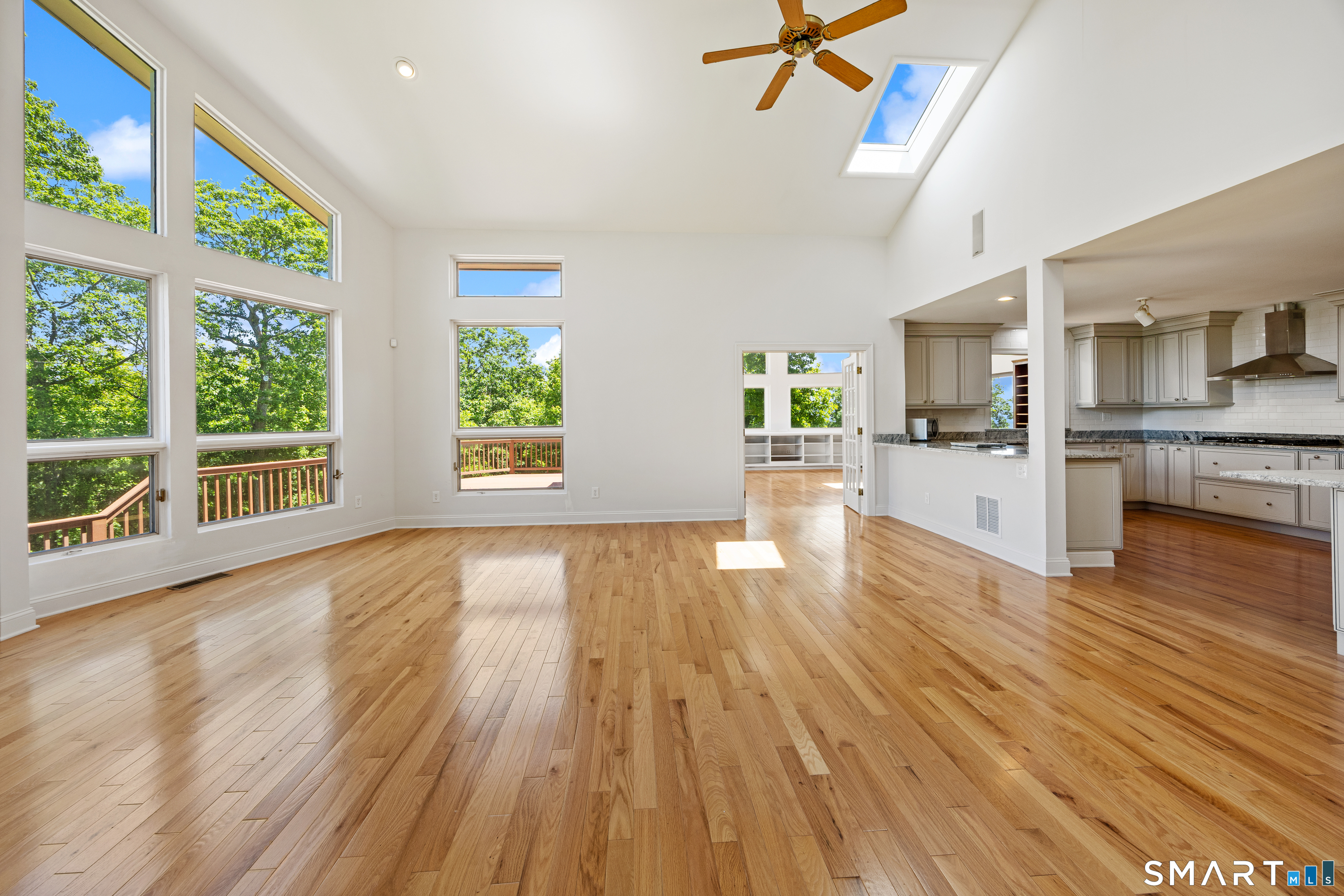 162 Short Woods Road New Fairfield, CT 06812 - Photo 11 of 40