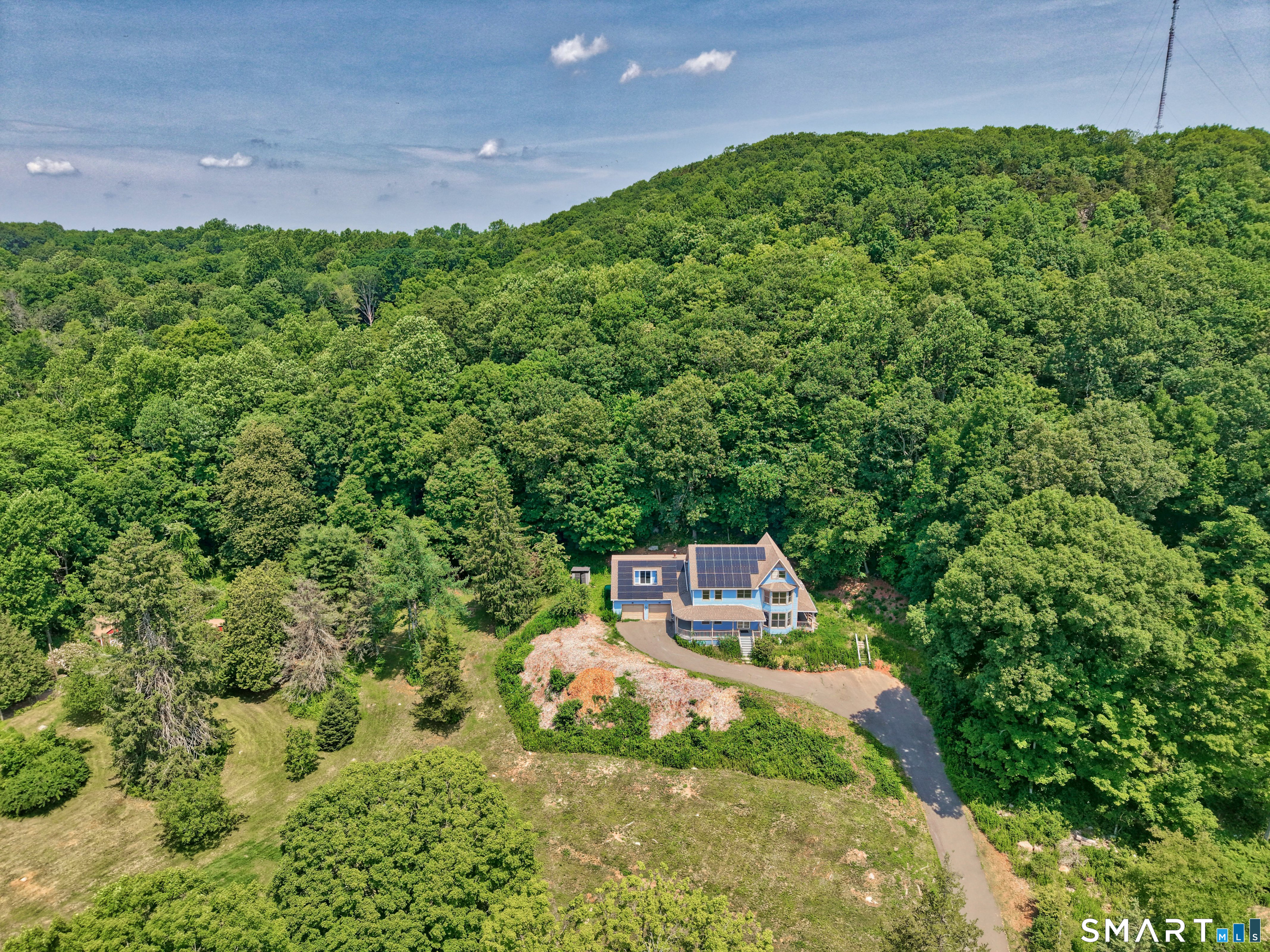 45 Carmel Road Bethany, CT 06524 - Photo 4 of 34