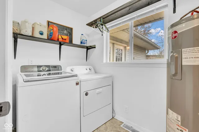 $239,999 | 2213 Cardinal Drive, Indianapolis, IN 46227