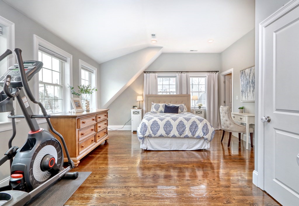 386 Reedsdale Road Milton, MA 02186 - Photo 17 of 29 Gallery Image 17