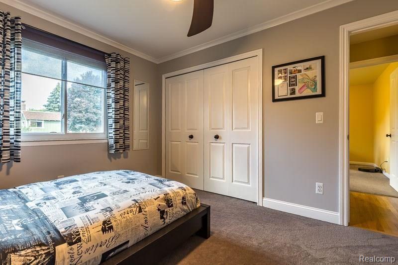 2096 Winchester Road Rochester, MI 48307 - Photo 15 of 45 2096 Winchester sm-21.jpg
