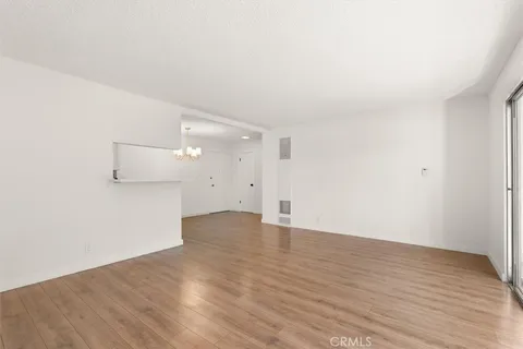 $419,000 | 805 Glenway Drive, Unit 105, Inglewood, CA 90302